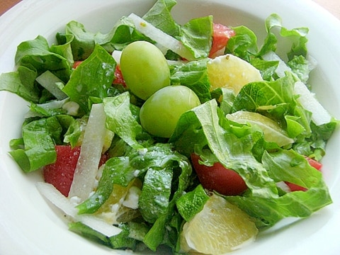 美味ドレッシングでフルーツサラダ♪(「はるか」他)